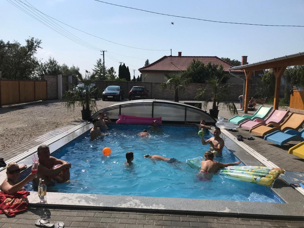 Nice Big House Balatonfenyves Exterior foto